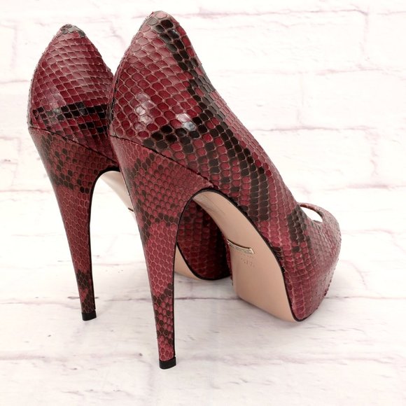 Gucci Women's Lili Python Peep Toe Platform Pumps Heels Size 7.5M Burgundy/Black - Picture 7 of 9